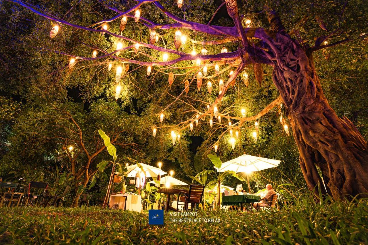 Devi Kampot Resort At Phum Кампот Экстерьер фото