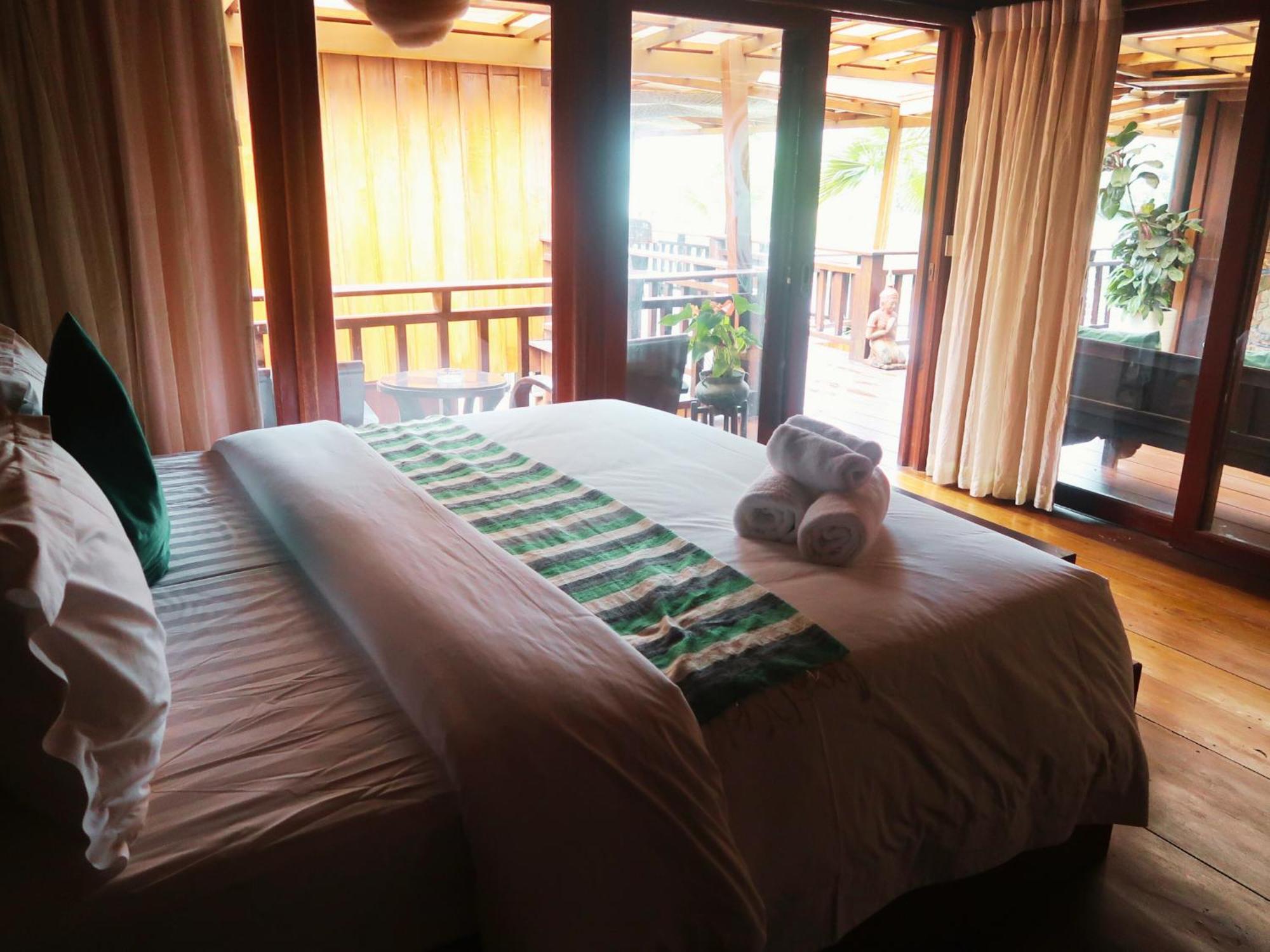Devi Kampot Resort At Phum Кампот Экстерьер фото