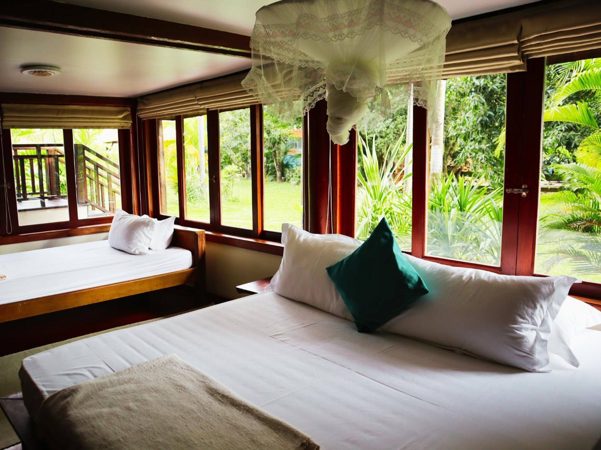 Devi Kampot Resort At Phum Кампот Экстерьер фото